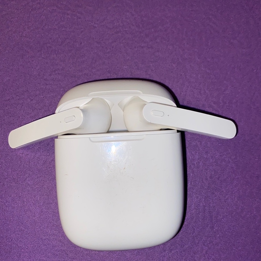 Wireless Bluetooth Headphones Considered the best (reviews)